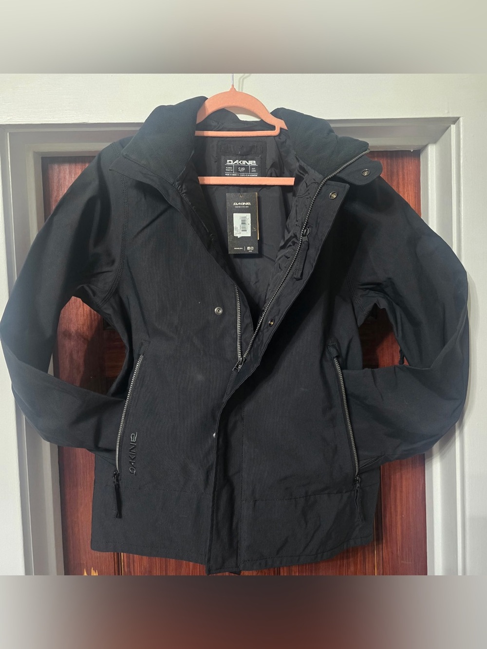 Dakine Jacket Mens/Women’s Small Black A-1 10K Waterproof Ski Snowboard Coat NWT